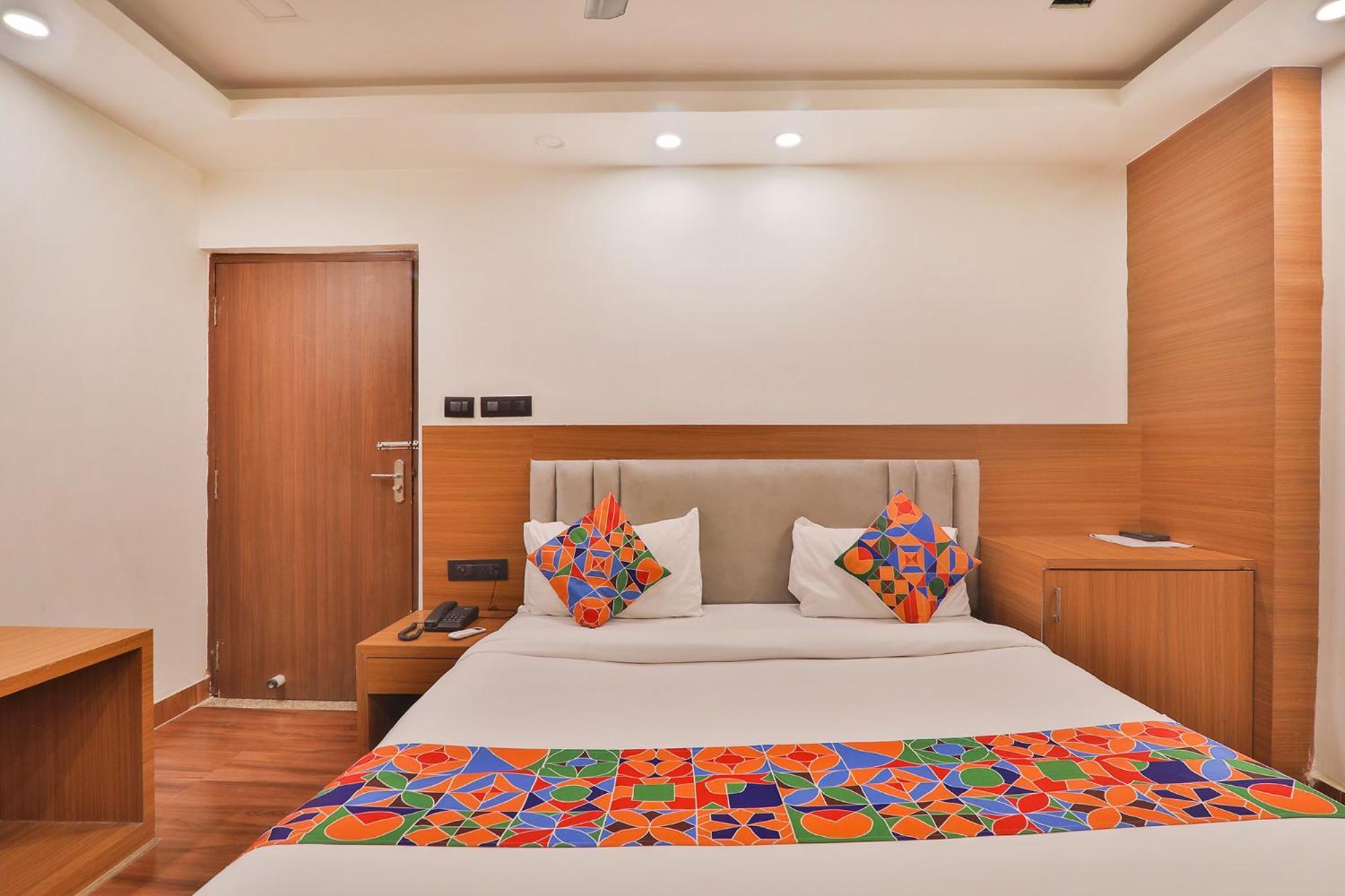 Fabhotel Shaurya Inn Лакхнау Екстер'єр фото