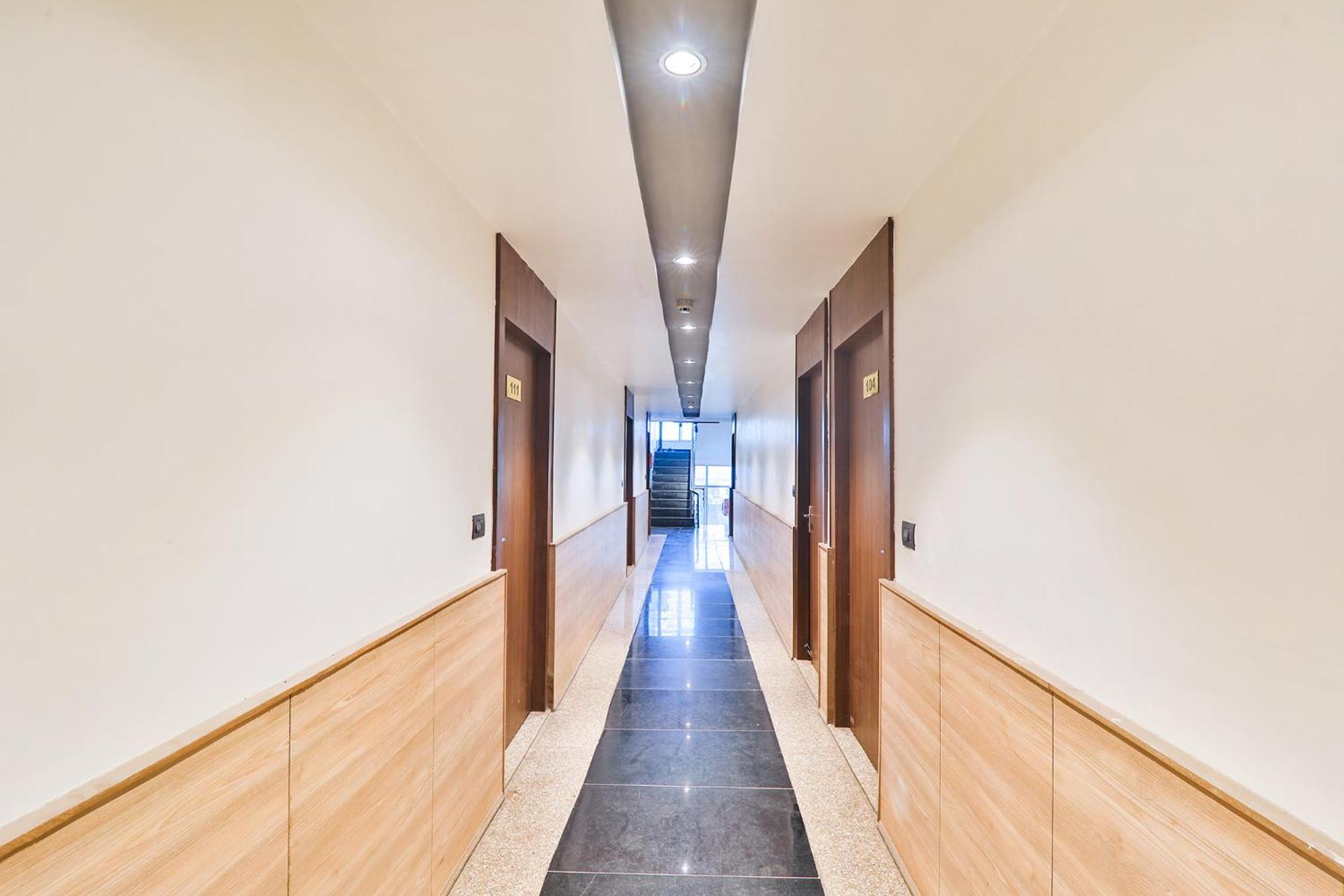 Fabhotel Shaurya Inn Лакхнау Екстер'єр фото
